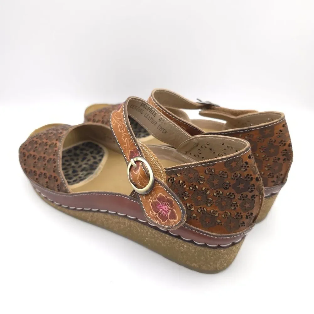 L'Artiste Spring Step Cuteness LEATHER Wedge‎ Sandals DELPHIA 41 Embossed Floral
